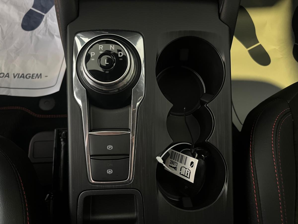 ford-kuga-2026-hibrido-a-gasolina-2488cc