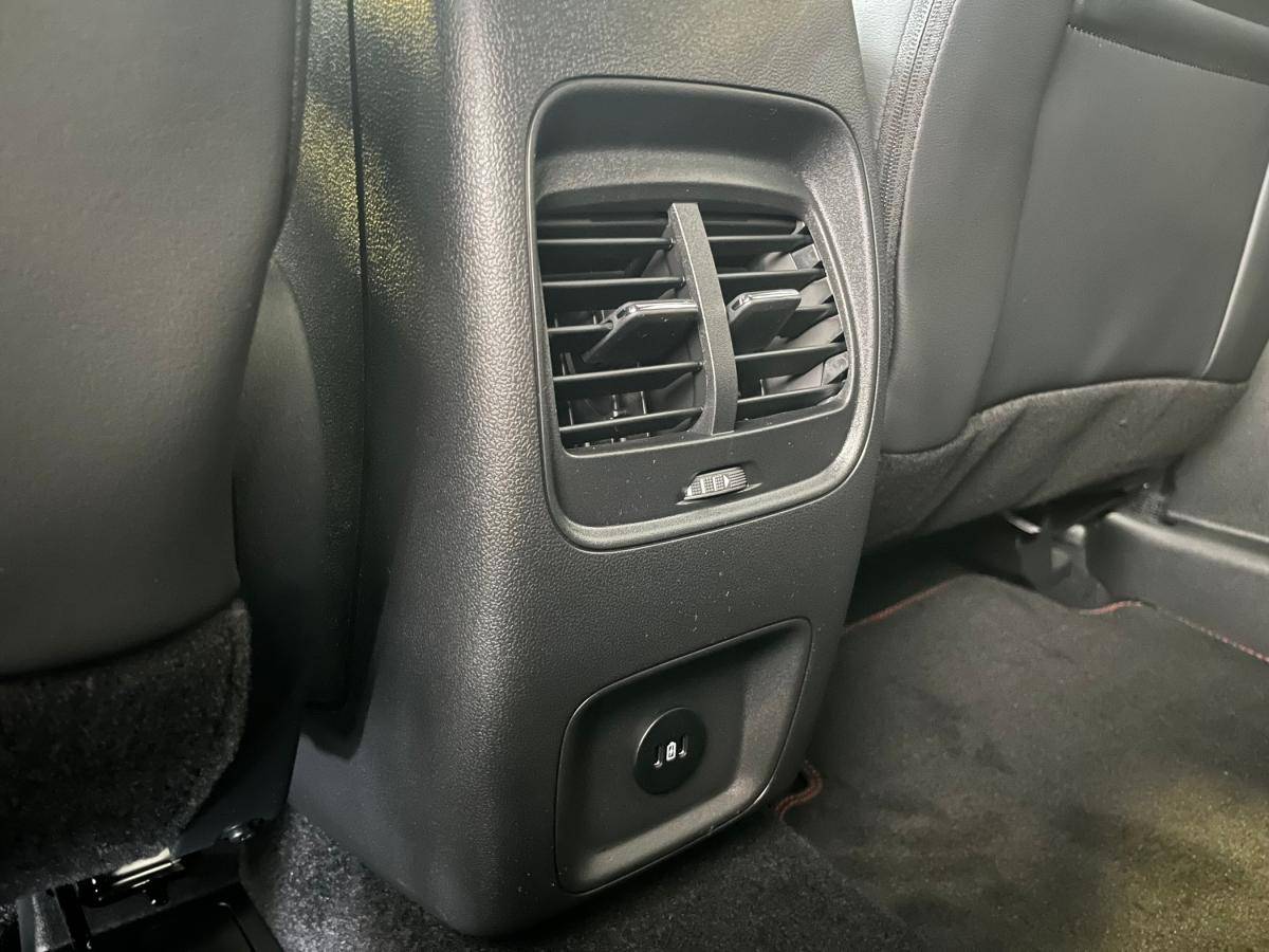 ford-kuga-2026-hibrido-a-gasolina-2488cc