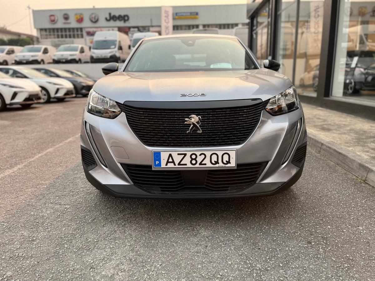 peugeot-2008-2023-gasolina-1199cc