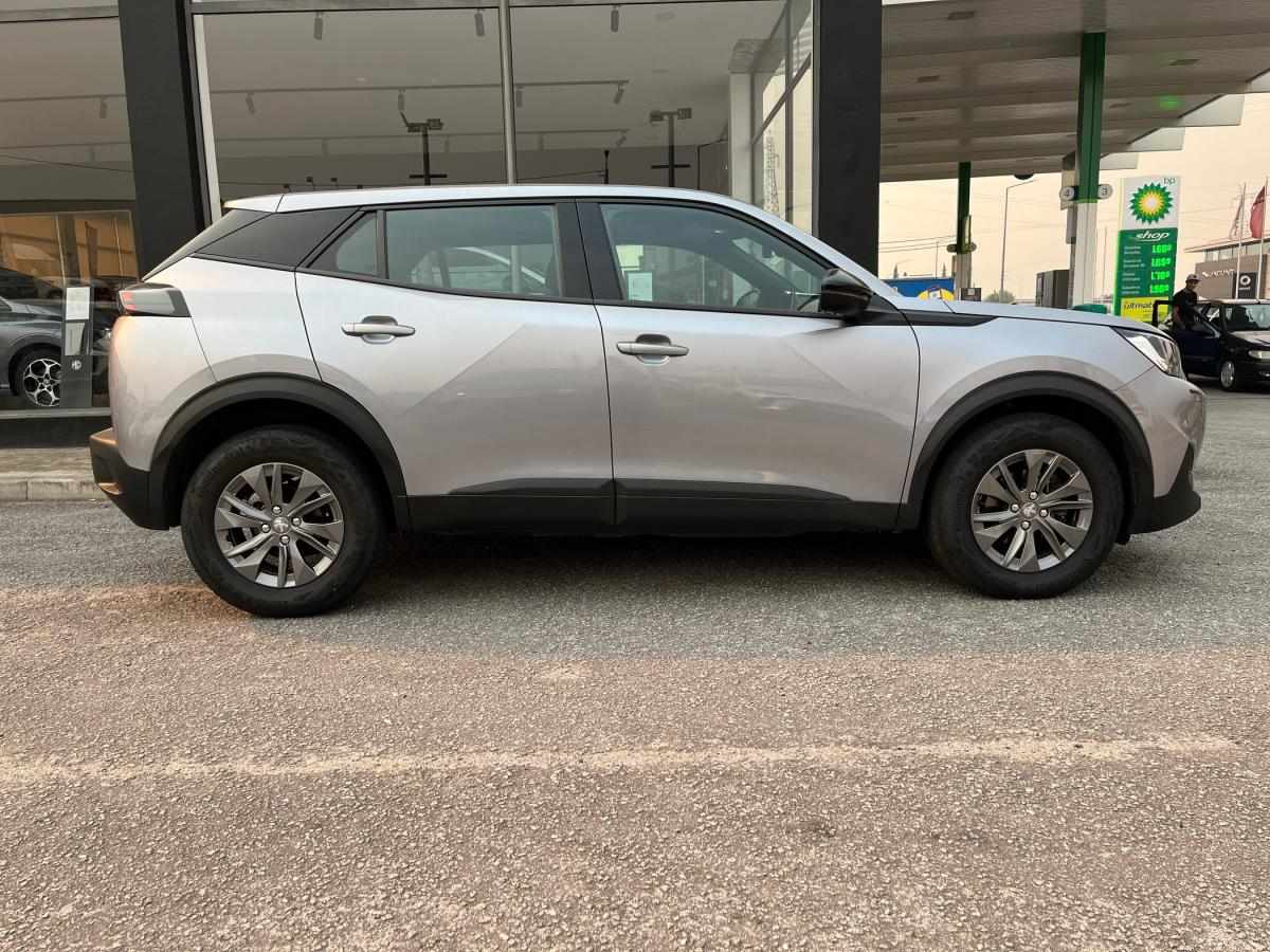 peugeot-2008-2023-gasolina-1199cc
