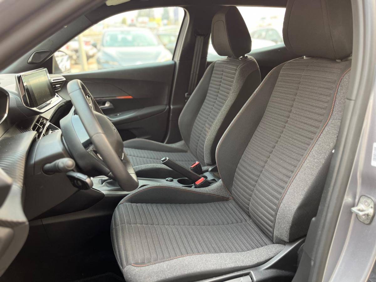 peugeot-2008-2023-gasolina-1199cc
