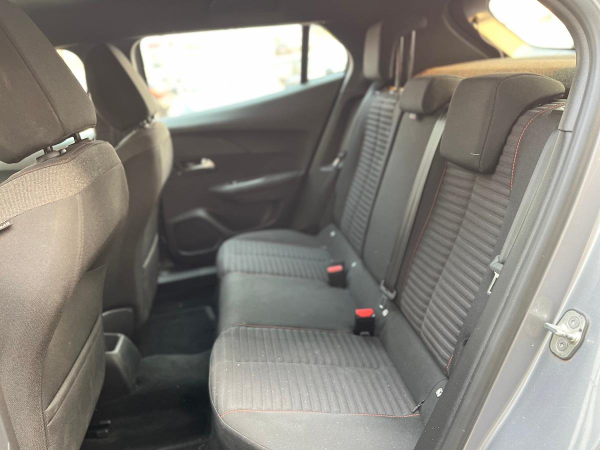 peugeot-2008-2023-gasolina-1199cc