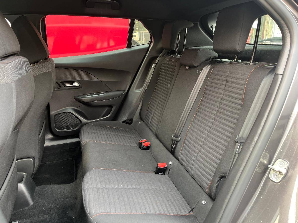 peugeot-2008-2023-gasolina-1199cc