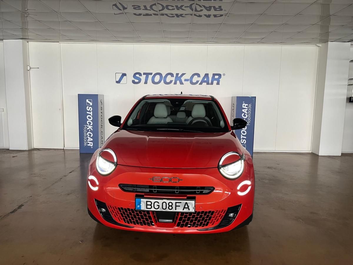 fiat-600-2023-eletrico-0cc