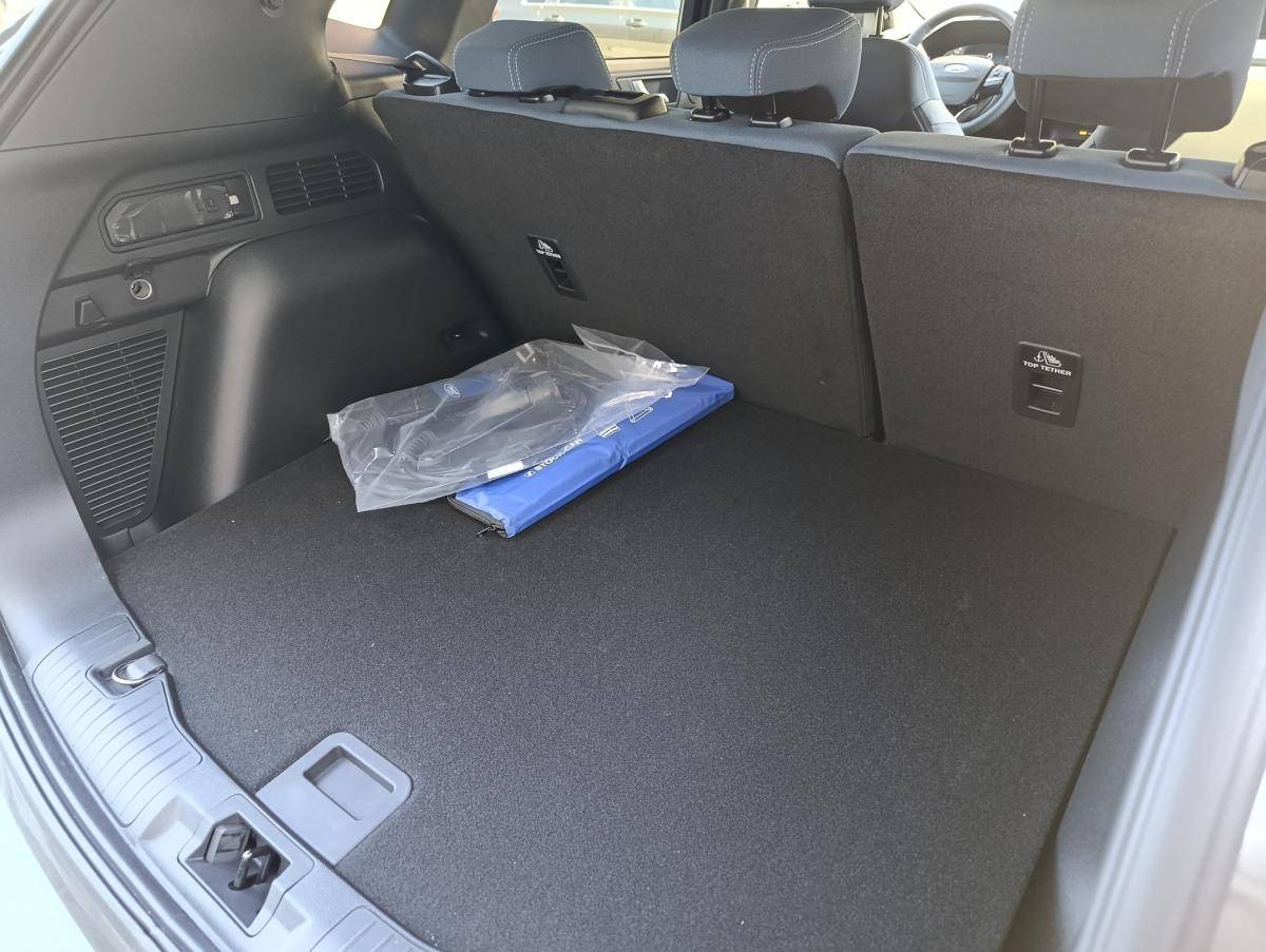 ford-kuga-2026-hibrido-a-gasolina-2488cc