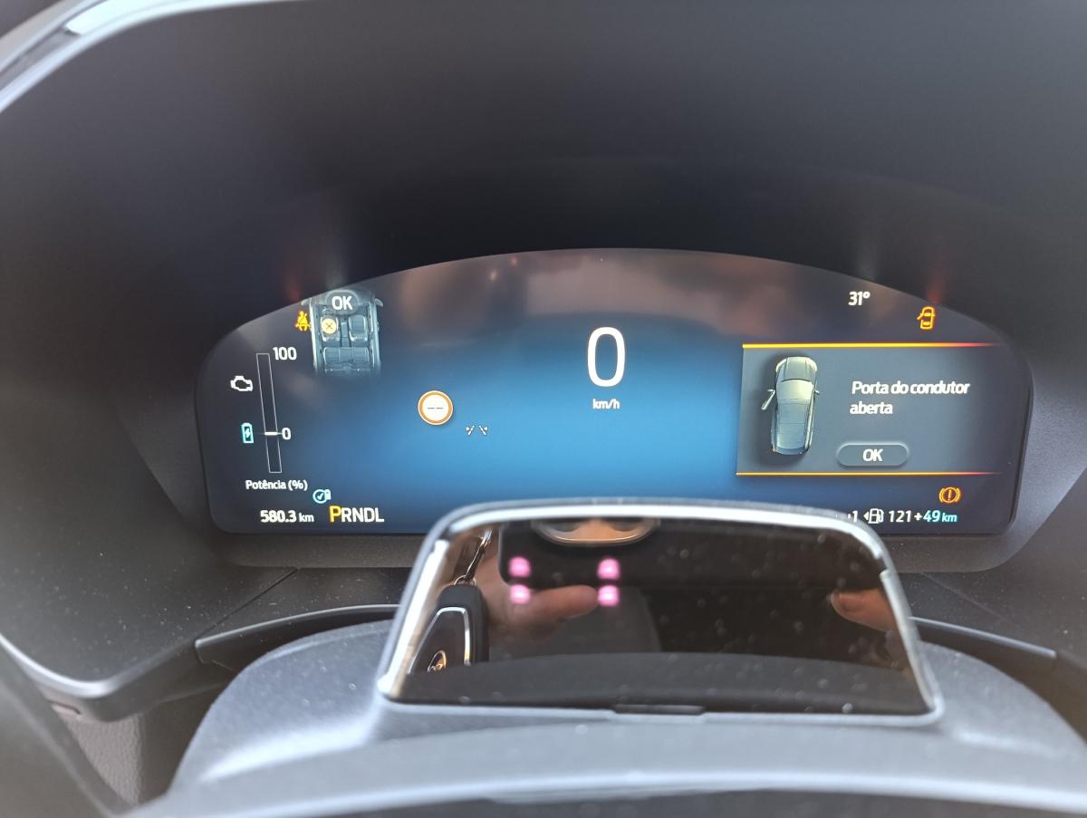 ford-kuga-2026-hibrido-a-gasolina-2488cc