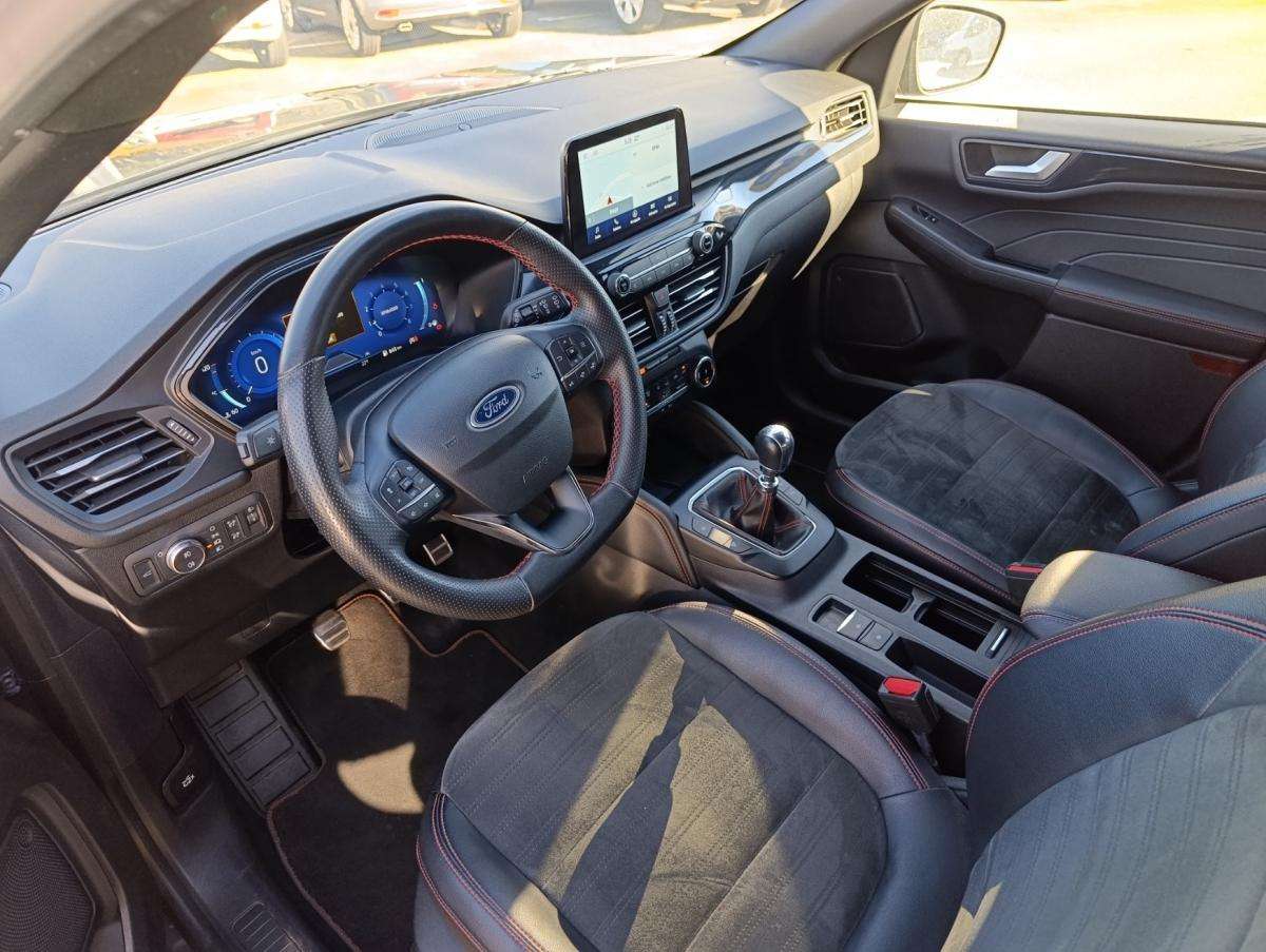 ford-kuga-2023-gasolina-1499cc