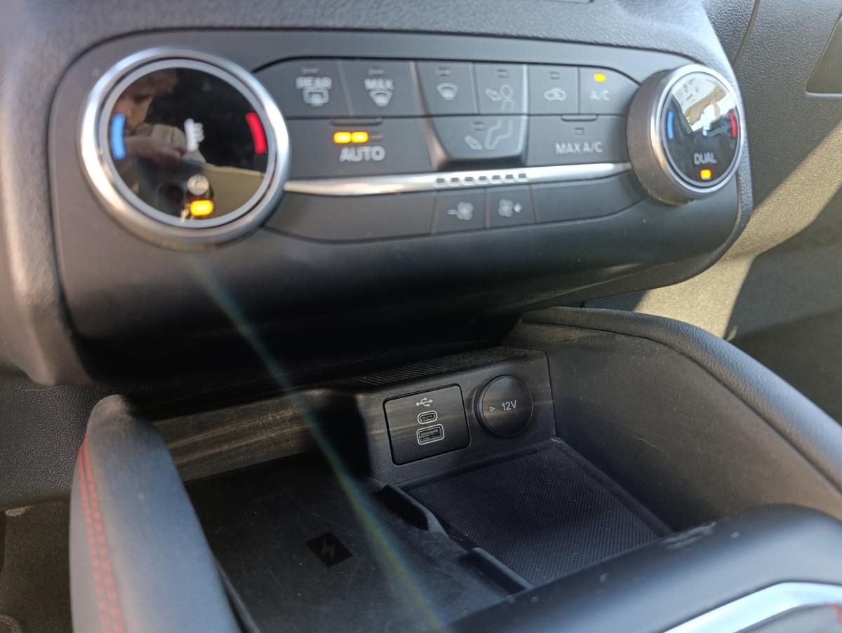 ford-kuga-2023-gasolina-1499cc