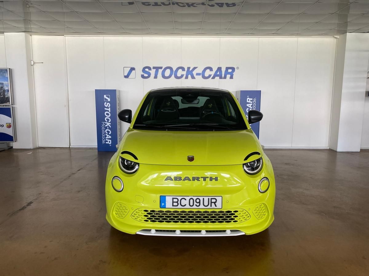 abarth-500-2023-eletrico-0cc