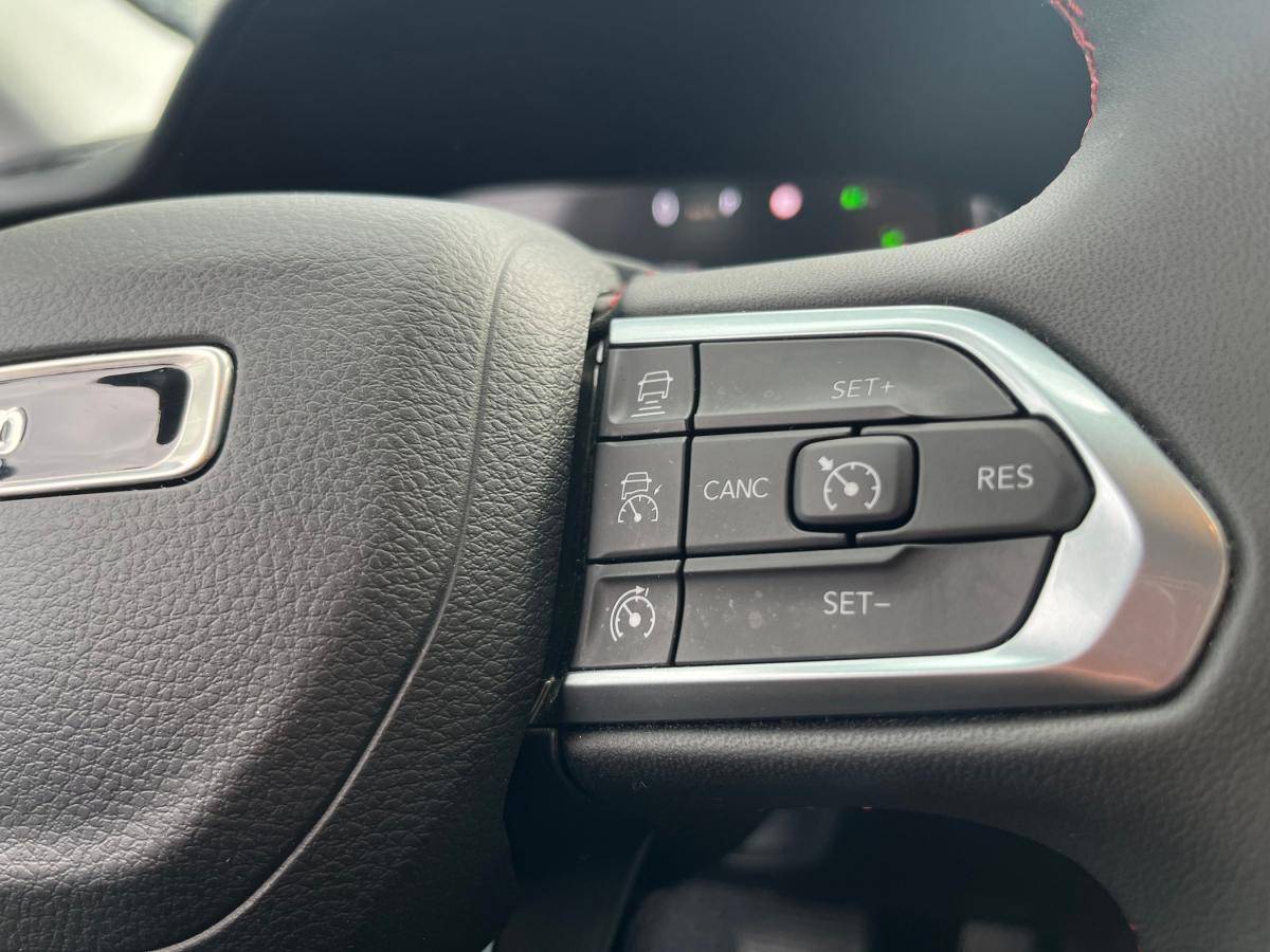 jeep-compass-2023-hibrido-a-gasolina-1332cc