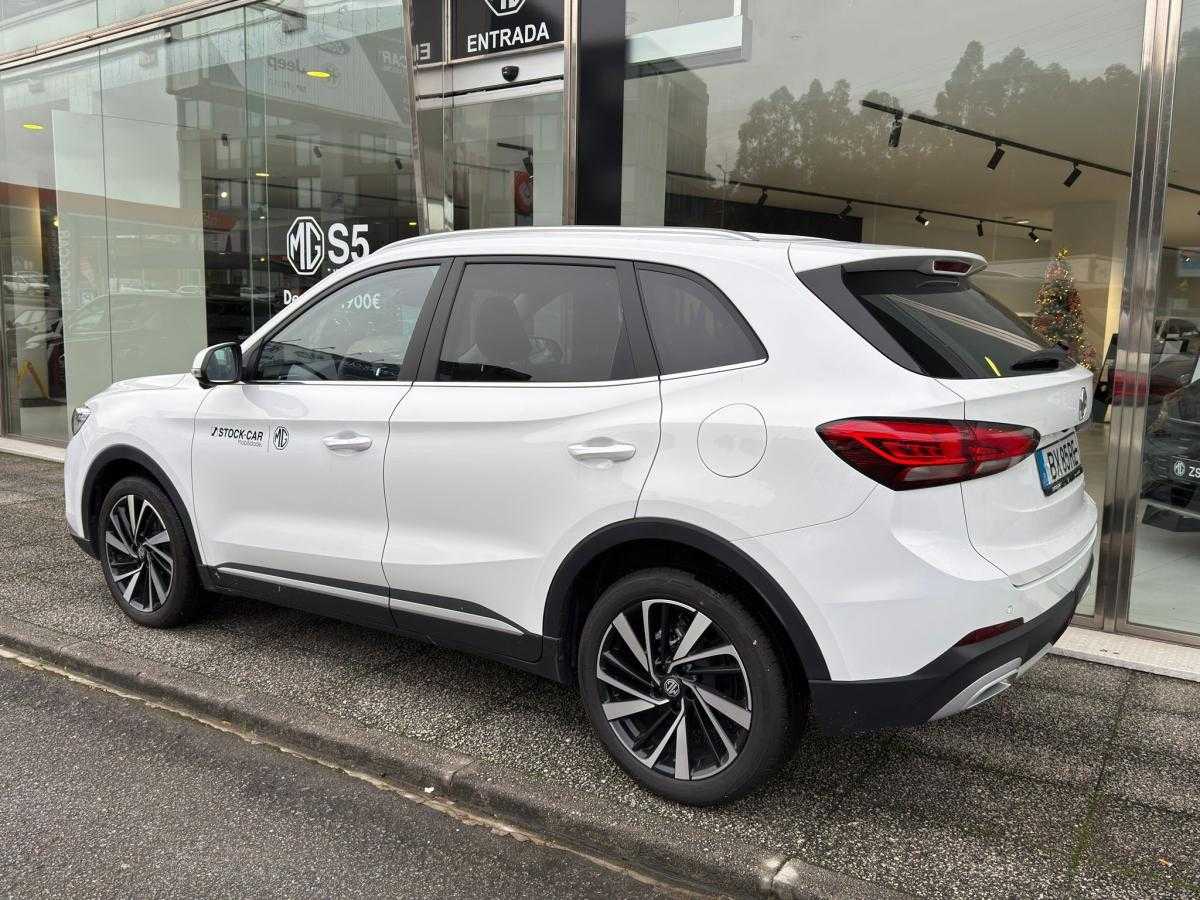 mg-zs-2025-hibrido-a-gasolina-1498cc