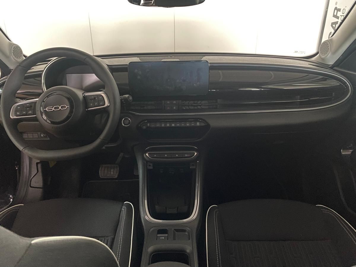 fiat-600-2025-gasolina-1199cc