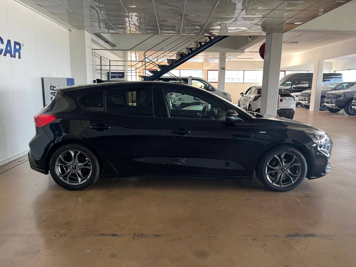 ford-focus-2018-diesel-1499cc