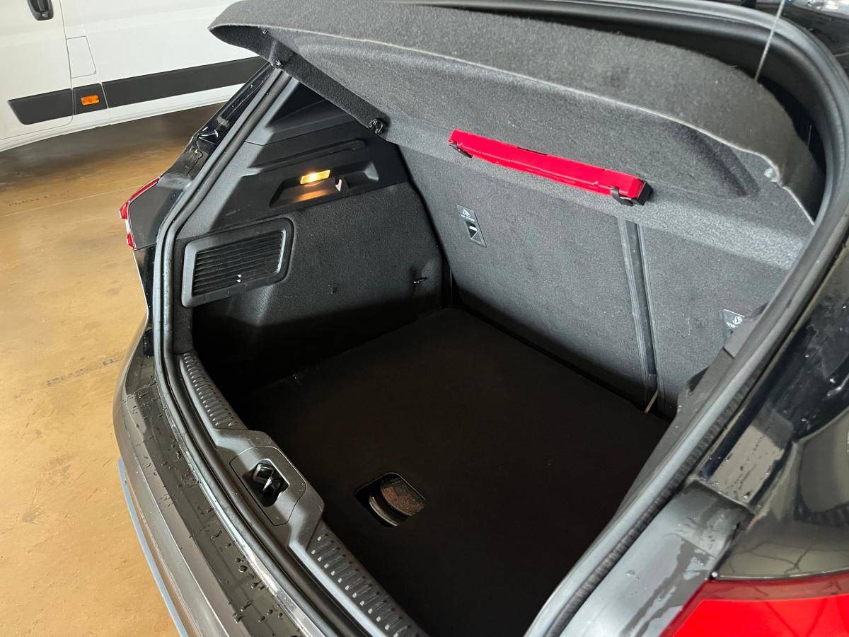 ford-focus-2018-diesel-1499cc