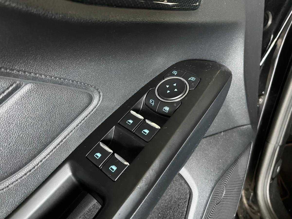 ford-focus-2018-diesel-1499cc