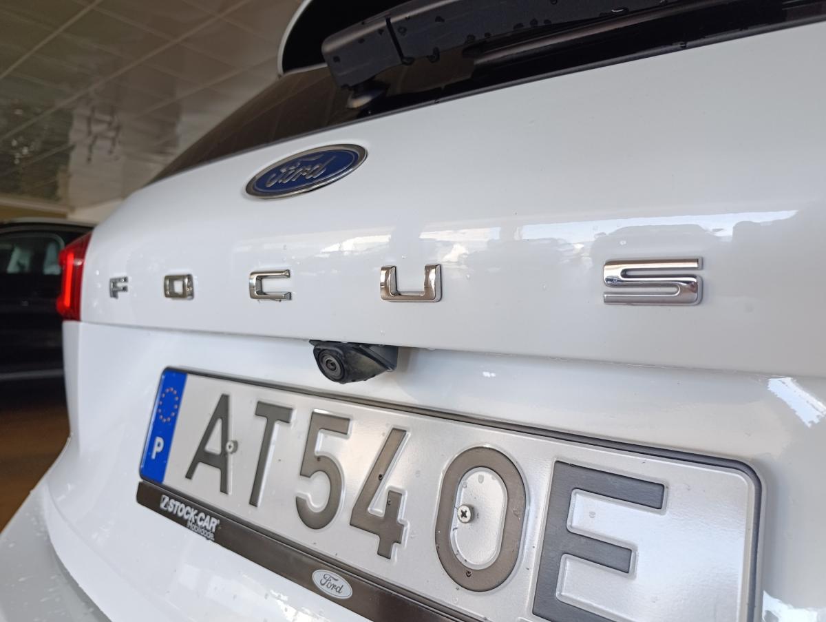 ford-focus-2022-diesel-1499cc