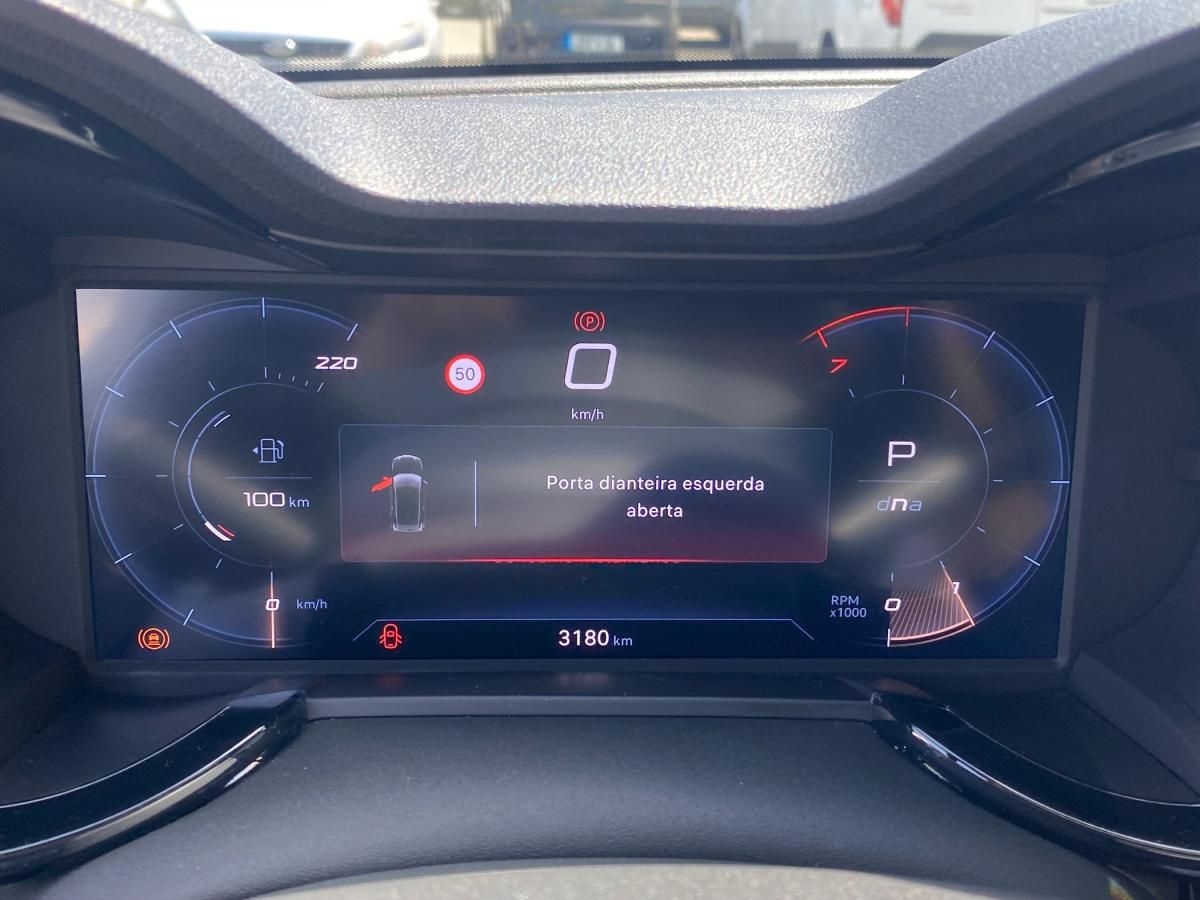 alfa-romeo-junior-2025-hibrido-a-gasolina-1199cc