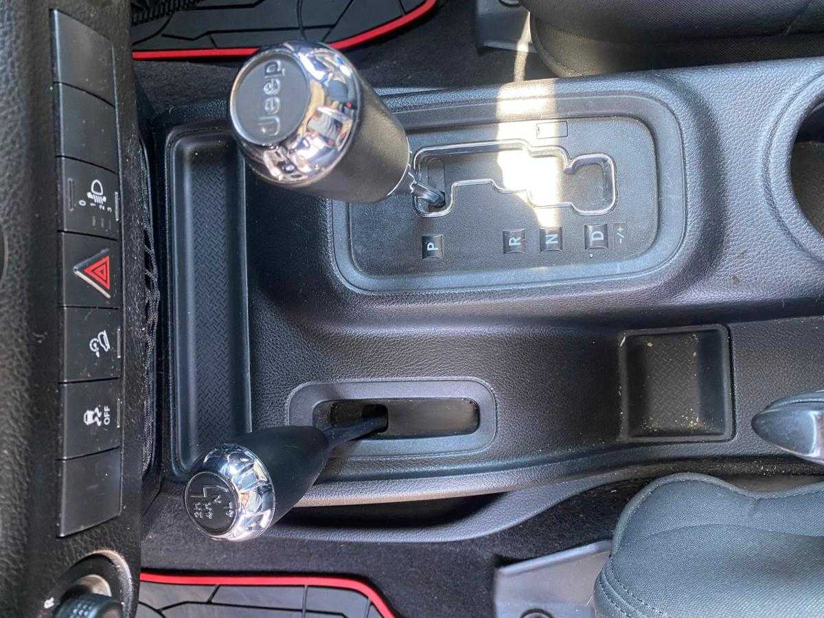 jeep-wrangler-2011-diesel-2776cc