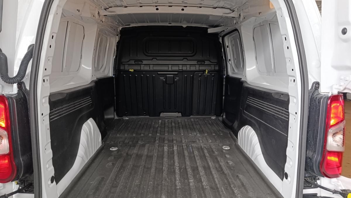 fiat-doblo-2025-diesel-1499cc