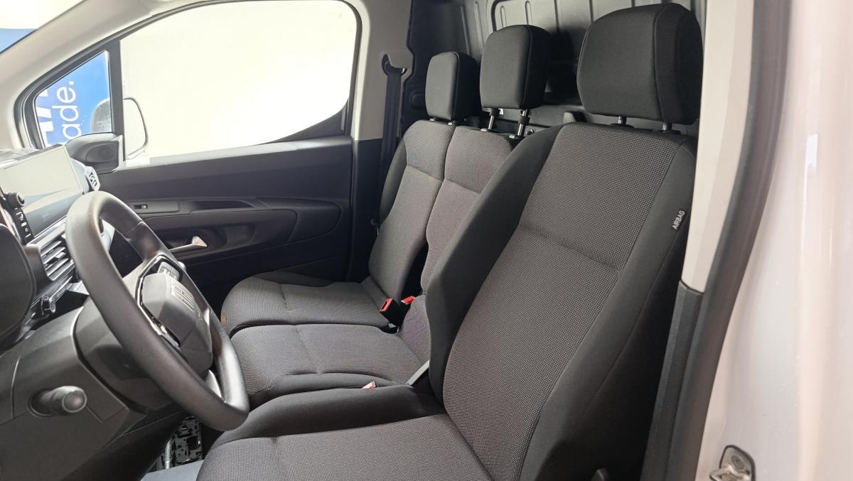 fiat-doblo-2025-diesel-1499cc