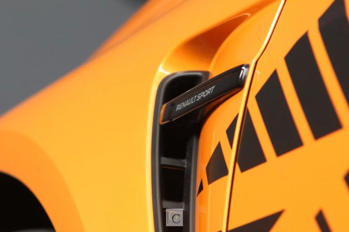 renault-megane-2023-gasolina-1798cc
