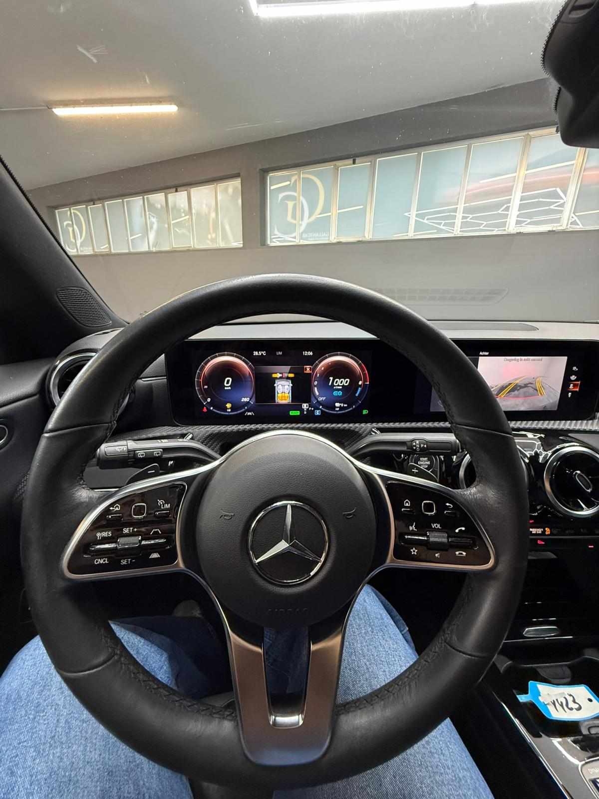 mercedes-benz-cla-250e-2023-gasolina-1332cc
