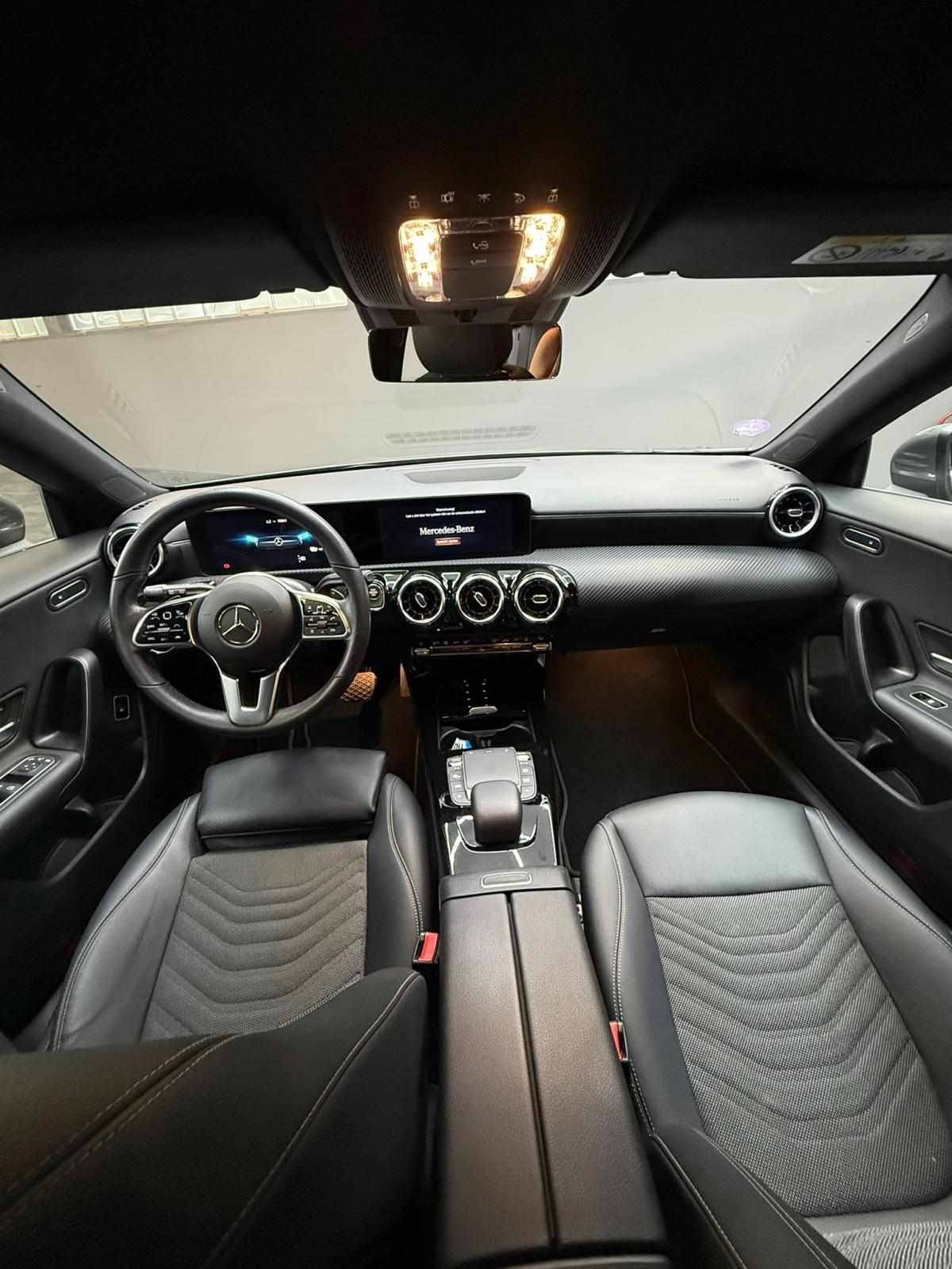 mercedes-benz-cla-250e-2023-gasolina-1332cc