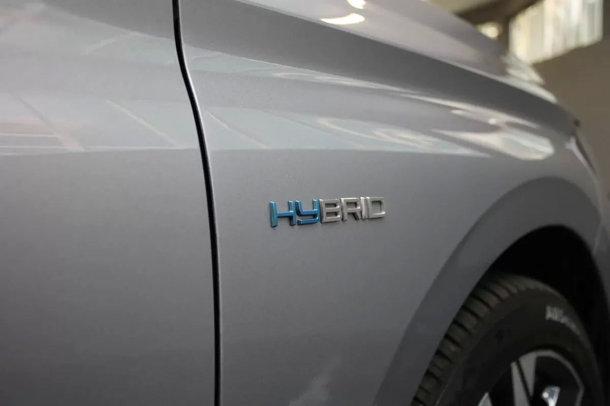 peugeot-308-2023-hibrido-1598cc