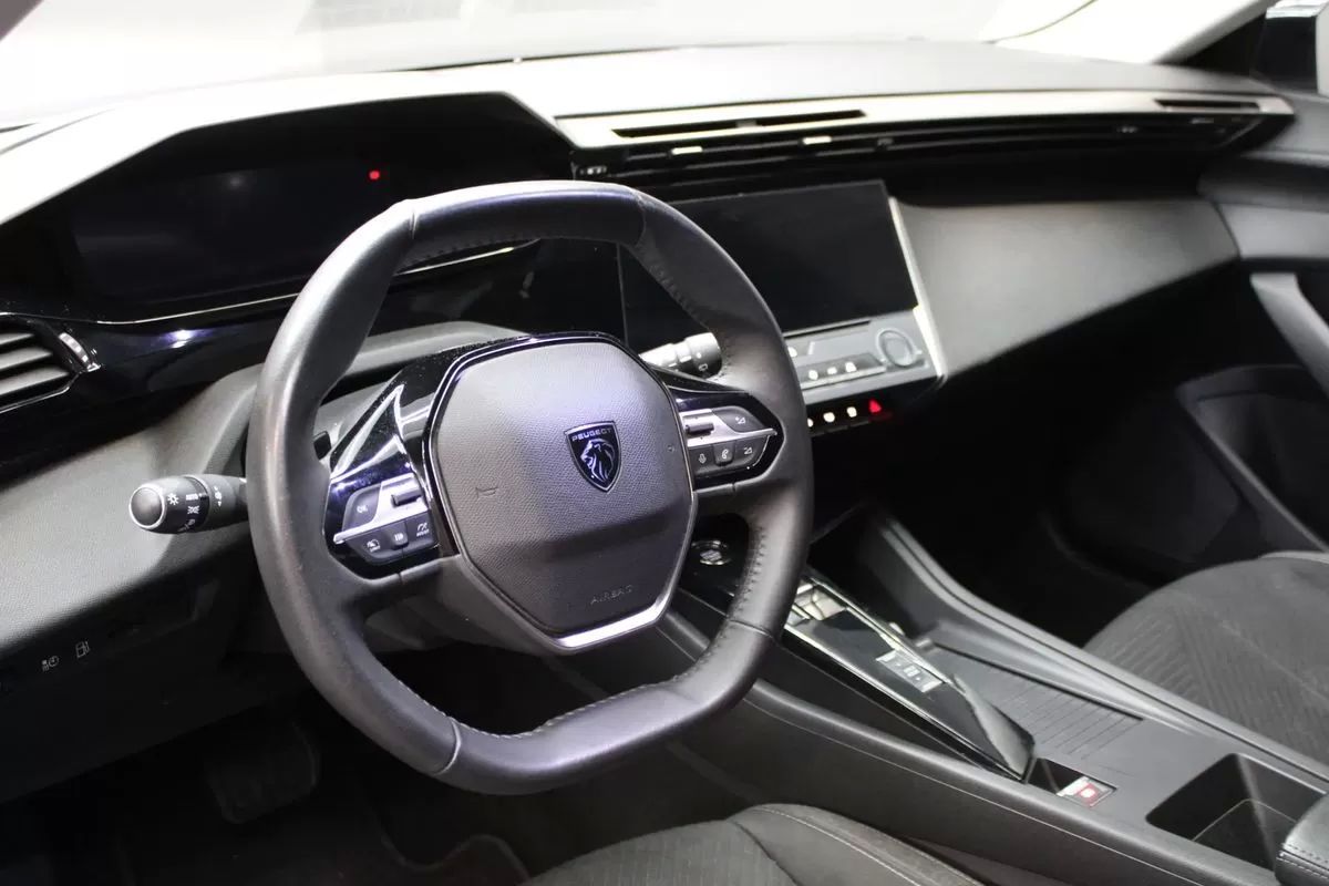 peugeot-308-2023-hibrido-1598cc