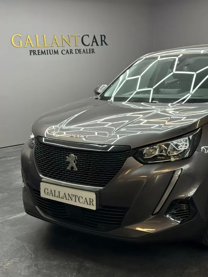 peugeot-2008-2021-gasolina-1199cc
