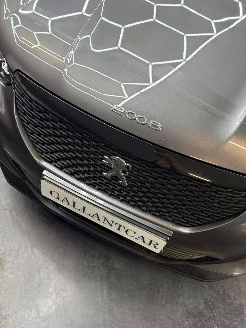 peugeot-2008-2021-gasolina-1199cc