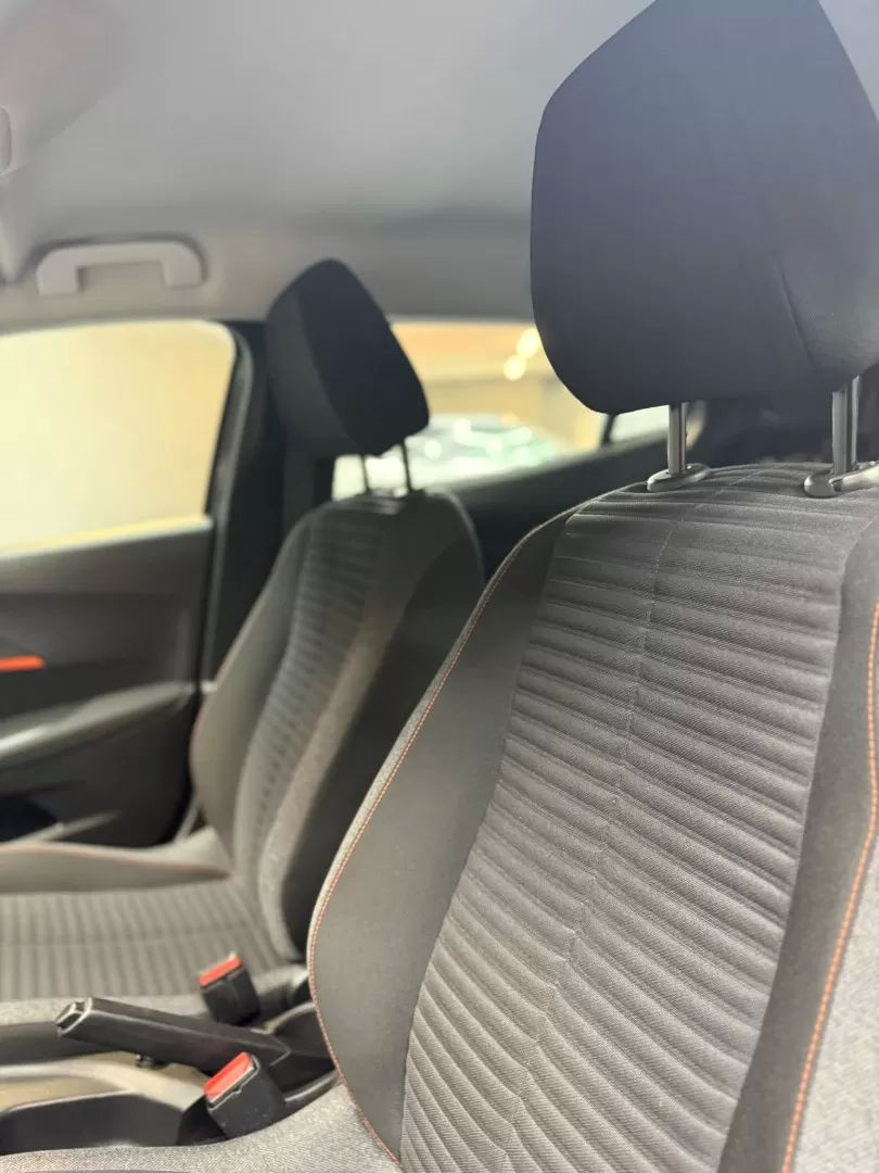 peugeot-2008-2021-gasolina-1199cc