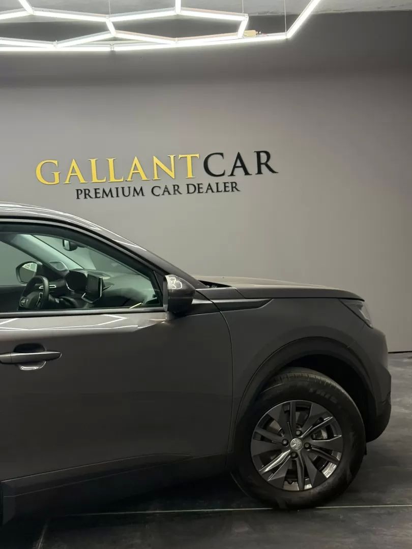 peugeot-2008-2021-gasolina-1199cc