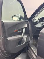 peugeot-2008-2021-gasolina-1199cc
