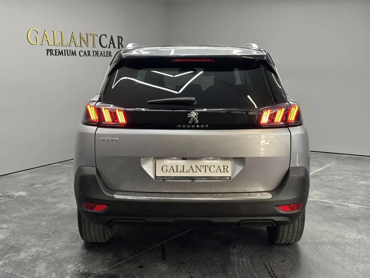 peugeot-5008-2021-gasolina-1199cc
