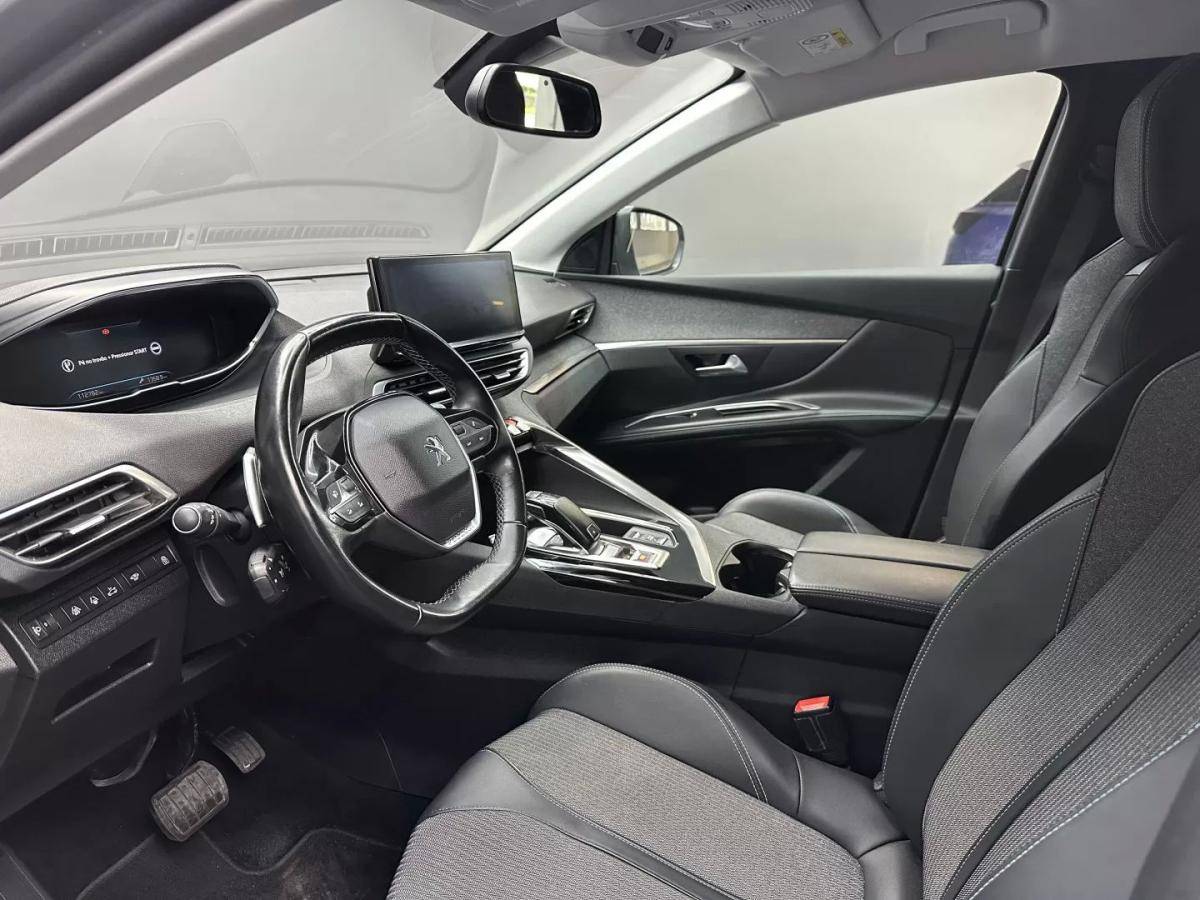 peugeot-5008-2021-gasolina-1199cc