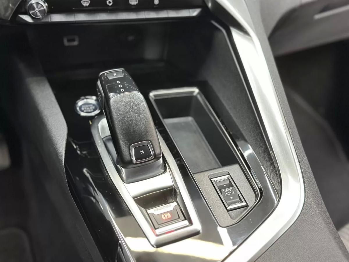 peugeot-5008-2021-gasolina-1199cc