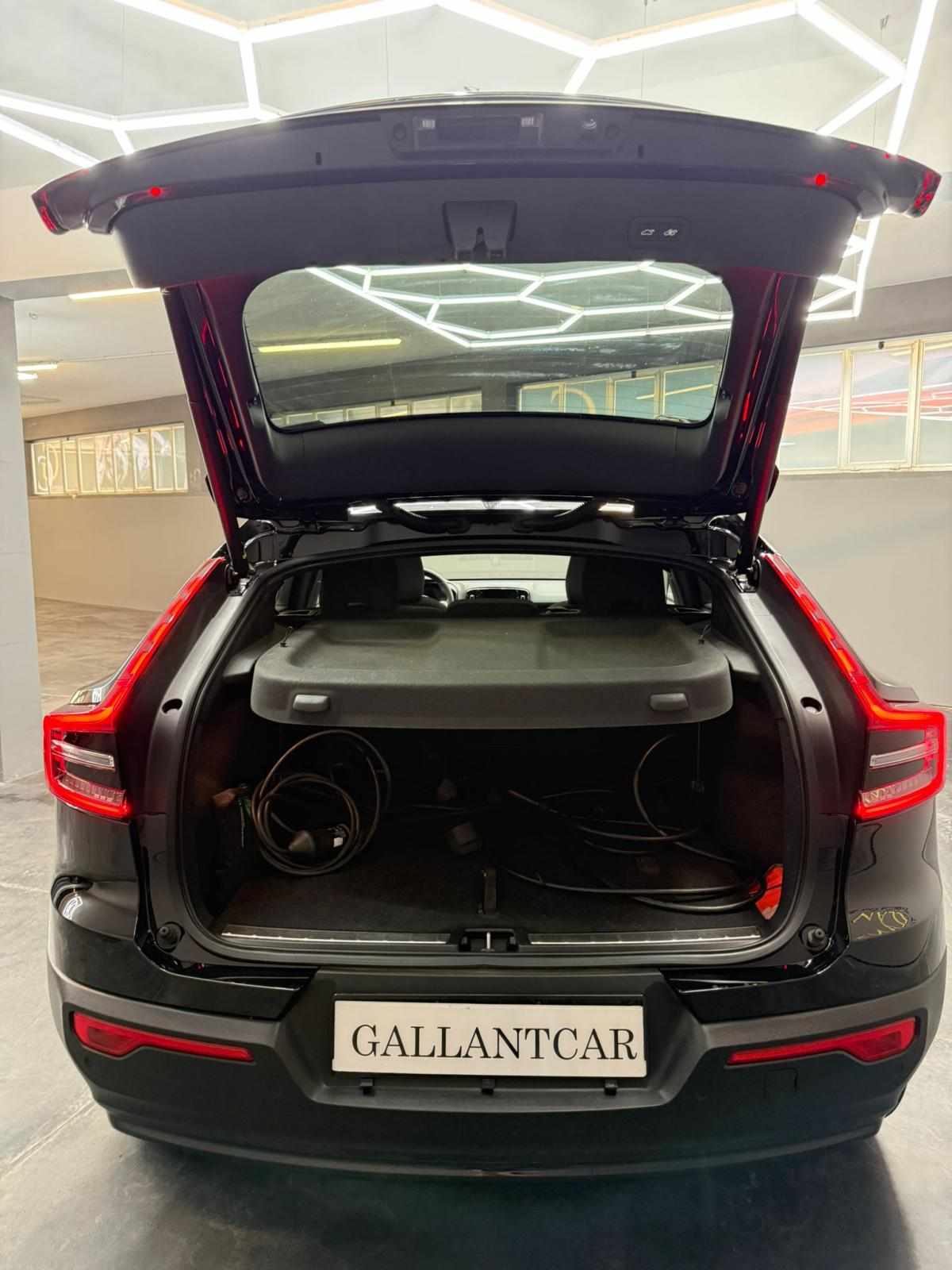 volvo-c40-recharge-pure-electric-2023-eletrico