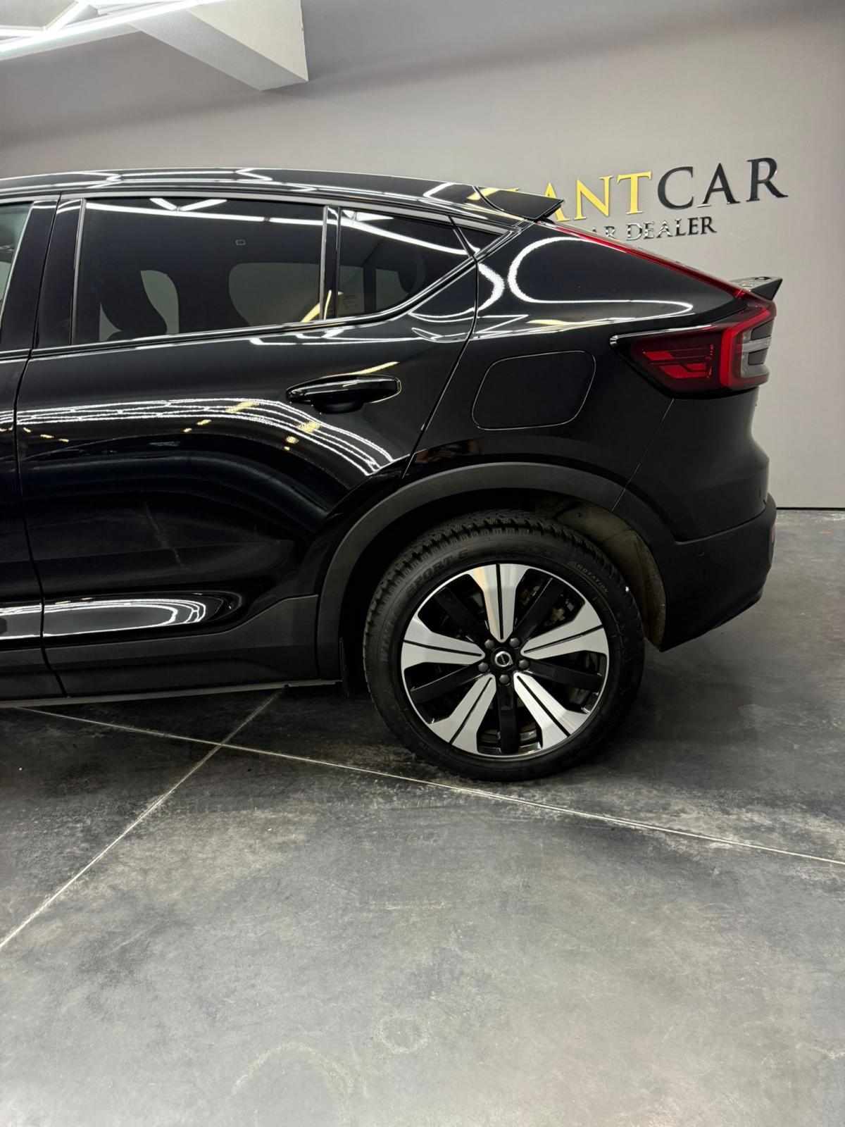 volvo-c40-recharge-pure-electric-2023-eletrico