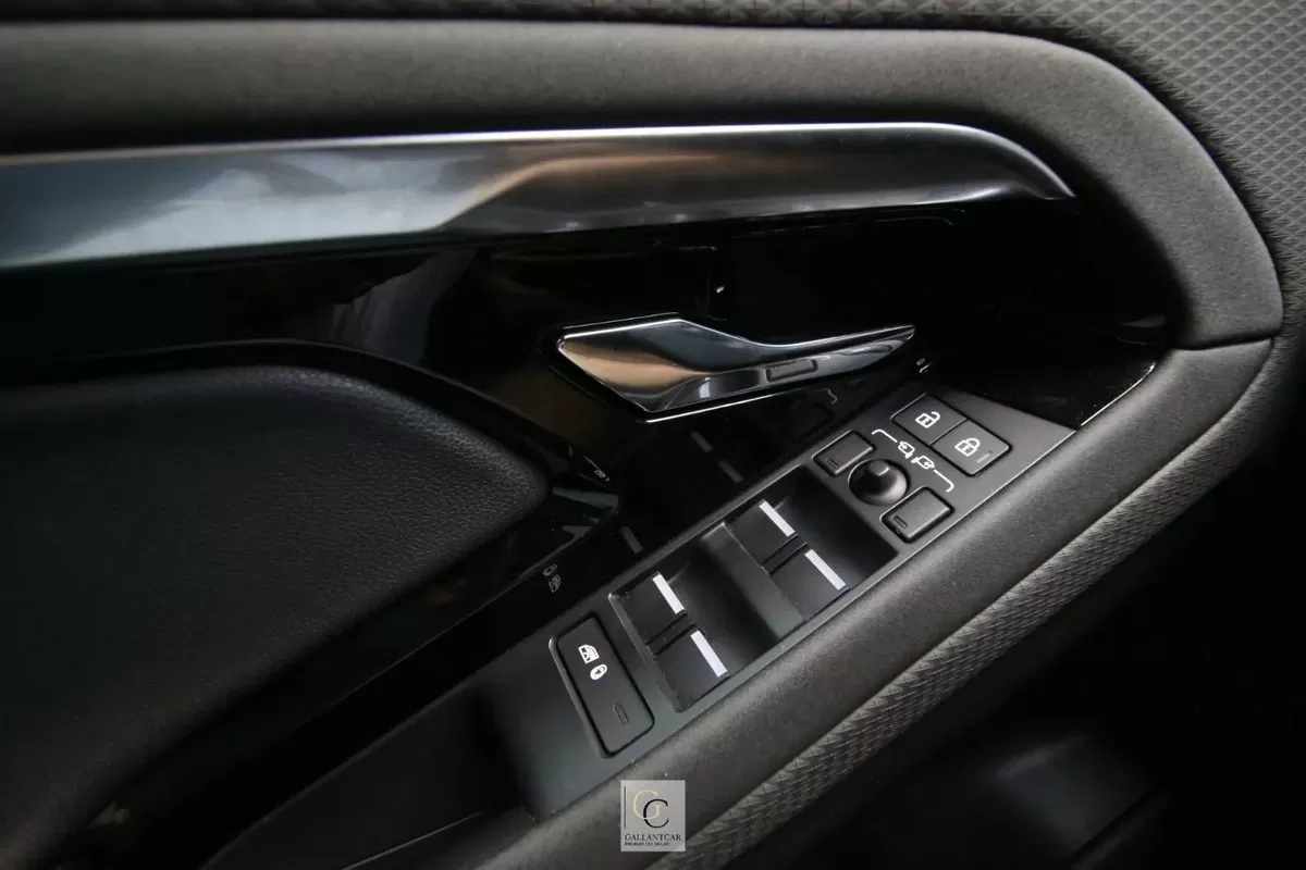 land-rover-range-rover-evoque-1-5-p300e-plug-in-hybrid-awd-2024-gasolina-1498cc