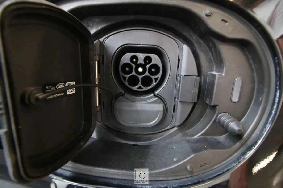 land-rover-range-rover-evoque-1-5-p300e-plug-in-hybrid-awd-2024-gasolina-1498cc
