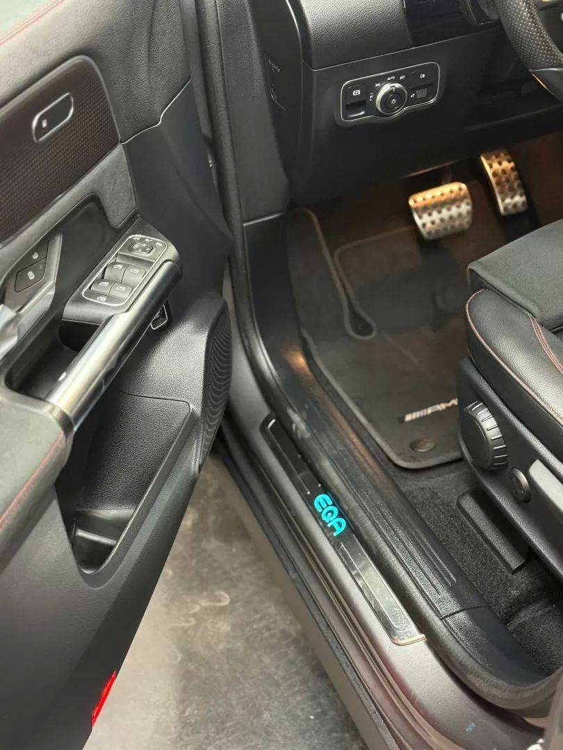 mercedes-benz-eqa-2021-eletrico-200cc
