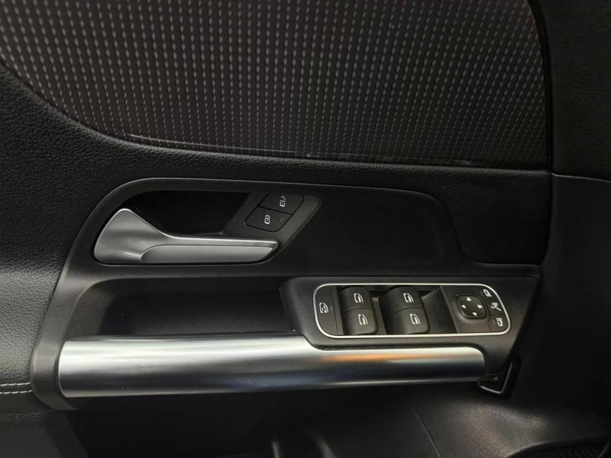 mercedes-benz-gla-2022-hibrido-1332cc