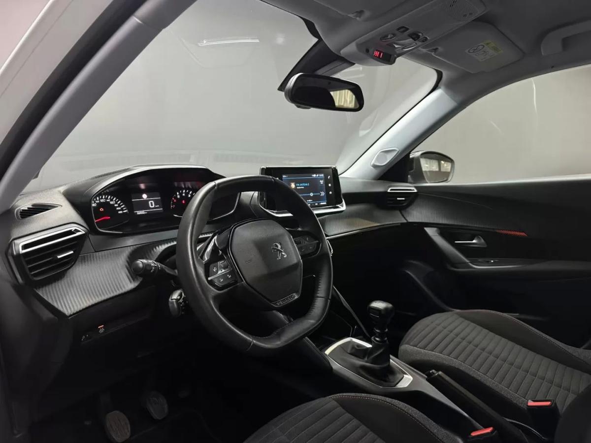 peugeot-2008-2022-gasolina-1199cc