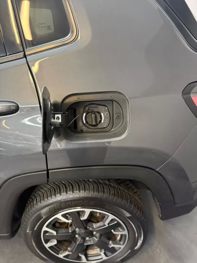 jeep-compass-2022-hibrido-1332cc