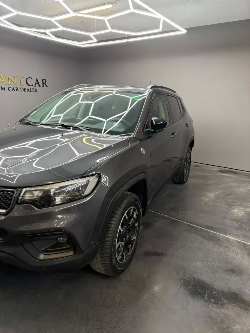 jeep-compass-2022-hibrido-1332cc