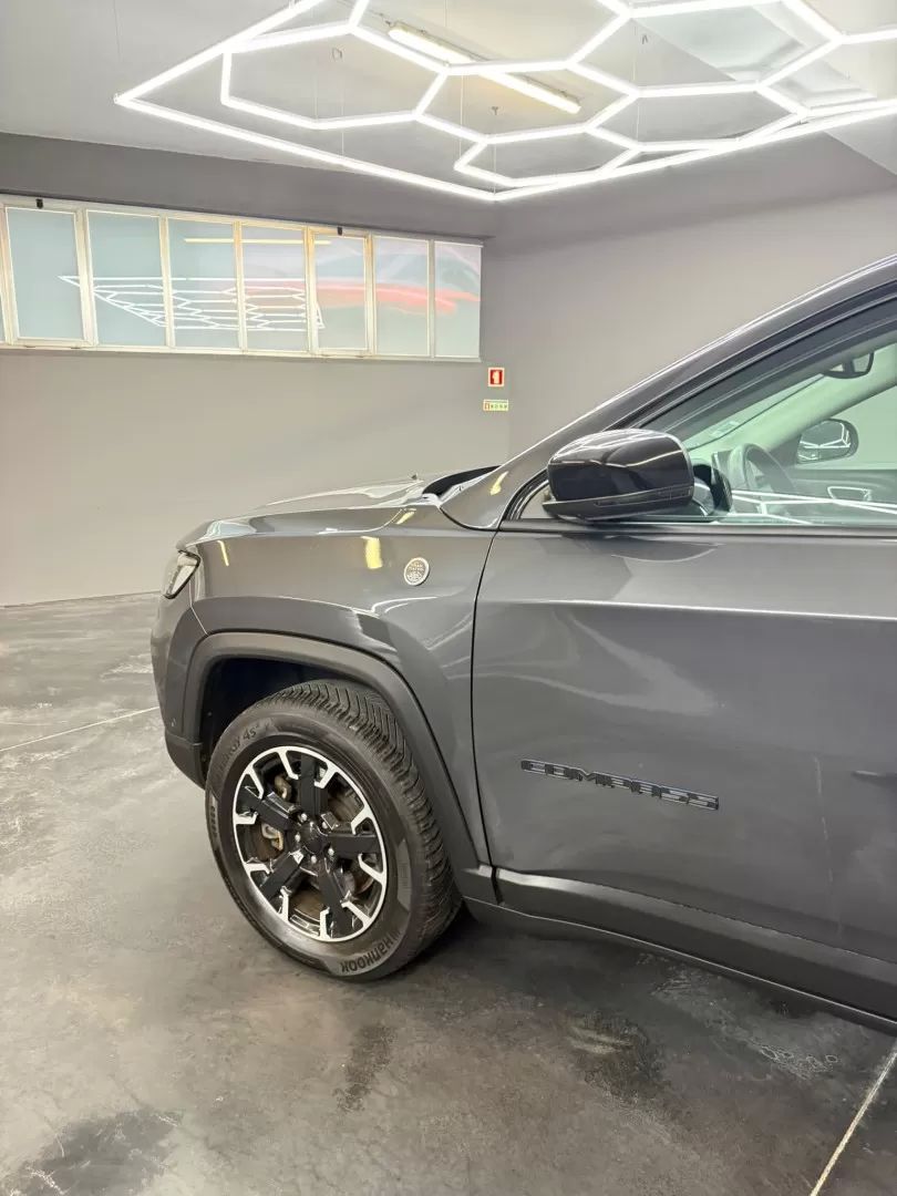 jeep-compass-2022-hibrido-1332cc