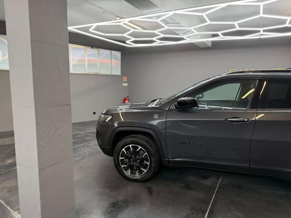 jeep-compass-2022-hibrido-1332cc