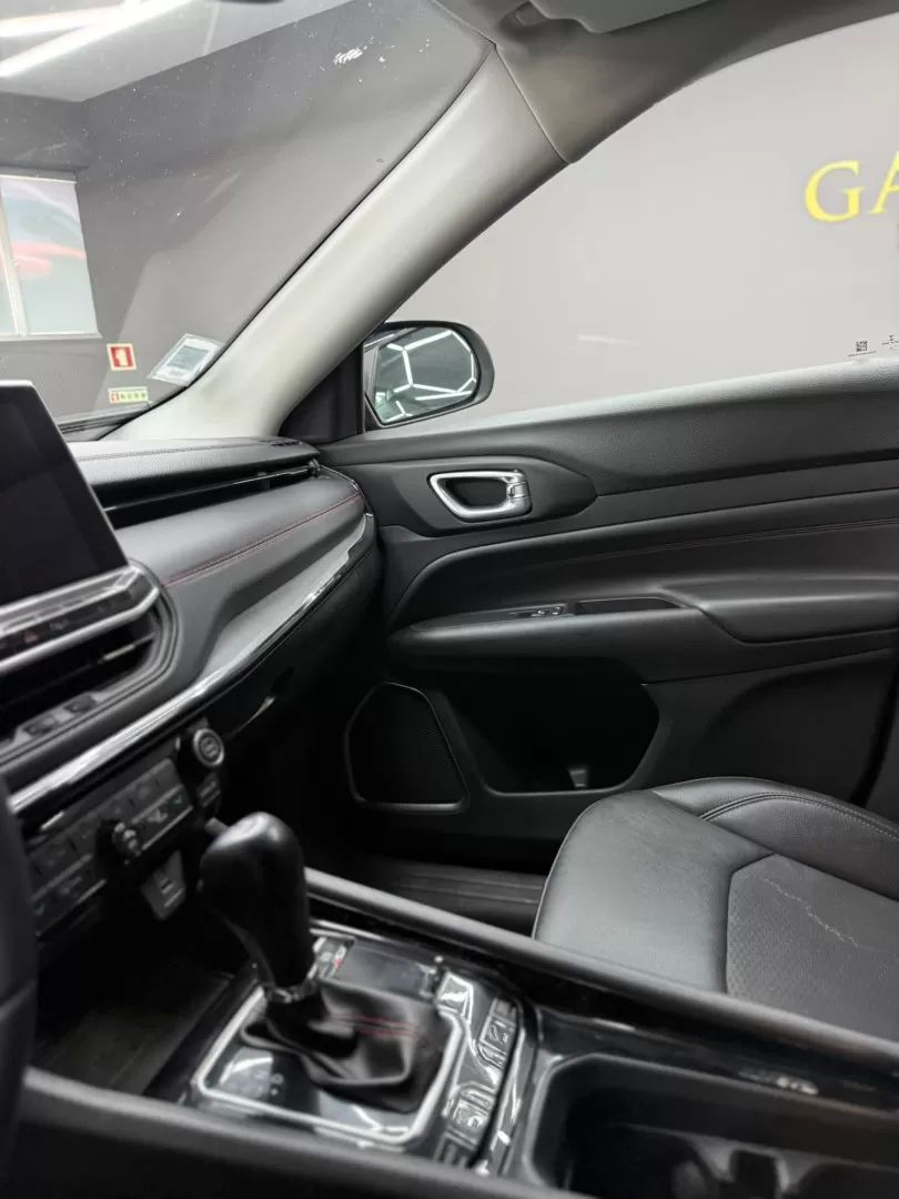 jeep-compass-2022-hibrido-1332cc