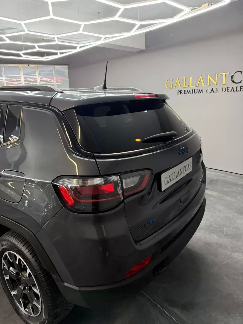jeep-compass-2022-hibrido-1332cc